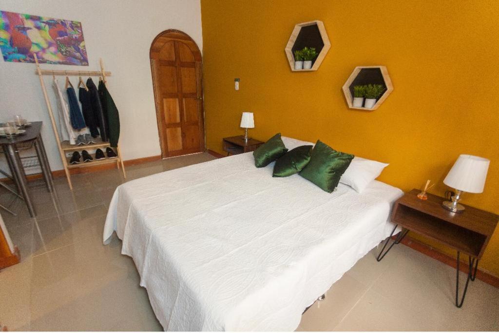 Albore Hostal פריירה מראה חיצוני תמונה